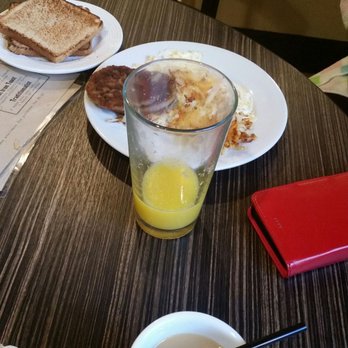 Desert Pass - The basic traditional no frill breakfast with dry toast - Lounges Near Me - El Paso, Texas Desert Pass - The basic traditional no frill breakfast with dry toast - Lounges Near Me - El Paso, Texas