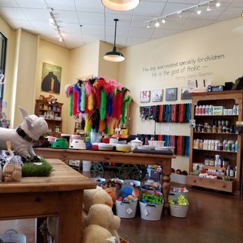 Fideaux - Pet Stores Near Me - Healdsburg, California