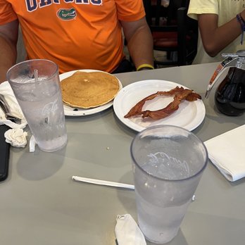 Granny Cantrell's - Breakfast - Buffets Near Me - Panama City, Florida Granny Cantrell's - Breakfast - Buffets Near Me - Panama City, Florida