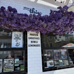 Drink Thicc - Front of the shop