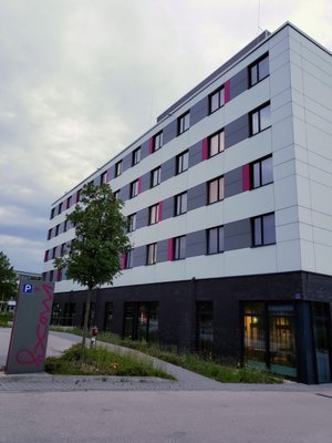 Moxy Munich Airport by null