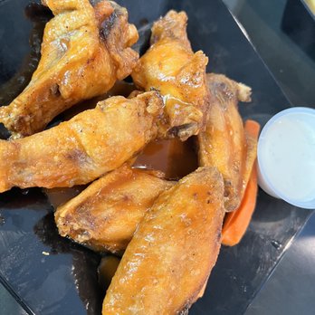 Hill City Pub - Hot wings (bone in) - Pubs Near Me - Lynchburg, Virginia