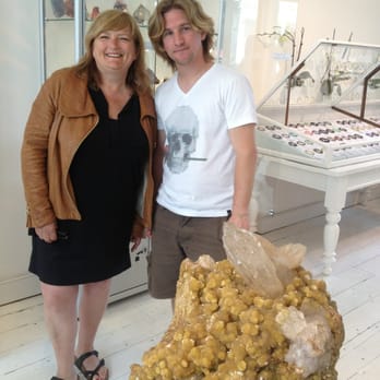 Venusrox Crystals - Home Decor Near Me - London, XGL