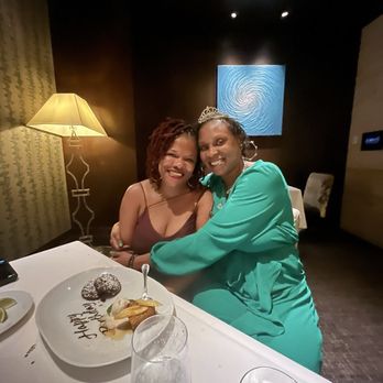 Eddie V's Prime Seafood - Another Happy Birthday Girl - Seafood Near Me - Charlotte, North Carolina