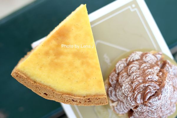 Mori Yoshida by null