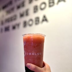 BobaLust Tea House - Strawberry honeydew smoothie