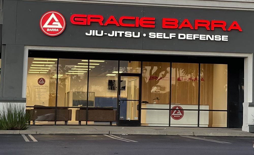 Gracie Barra Oxnard Logo