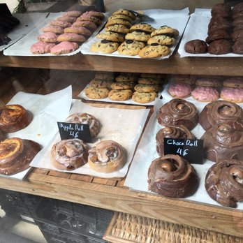Sil's Cakes American Pastry - Desserts Near Me - Barcelona, B
