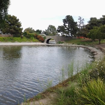 Lakeshore Park - The bridge to the island. - Parks Near Me - Newark, California