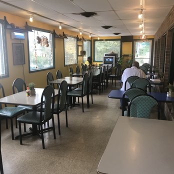 Kelly's Jamaican Foods - inside seating - Caribbean Near Me - Athens, Georgia