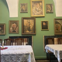 Ariel - Inside great paintings