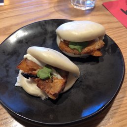 Pork belly steamed bun