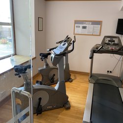 Bromley Court Hotel - Gym