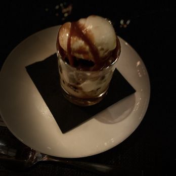 Oak Steakhouse - Sundae - Steakhouses Near Me - Alexandria, Virginia
