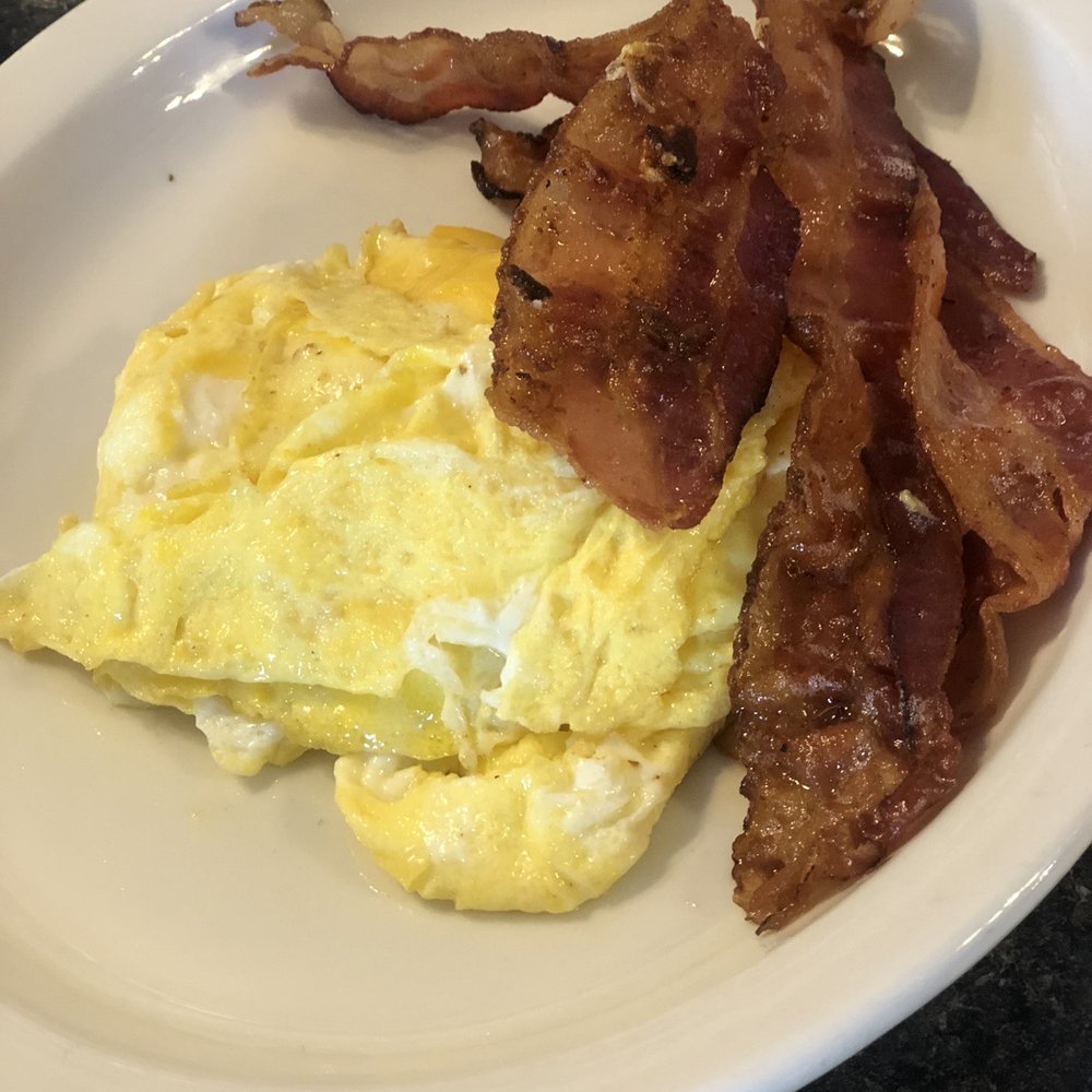 Pete's Grille - Eggs and bacon - Breakfast & Brunch Near Me - Baltimore, Maryland