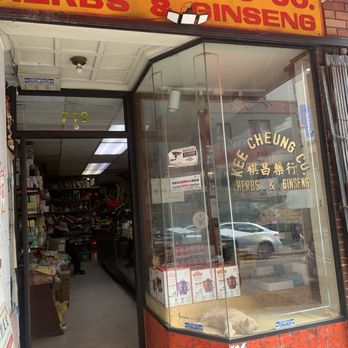 Kee Cheung Company - Orange cat in window! - Traditional Chinese Medicine Near Me - San Francisco, California Kee Cheung Company - Orange cat in window! - Traditional Chinese Medicine Near Me - San Francisco, California
