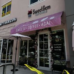SweetGem Cupcakes