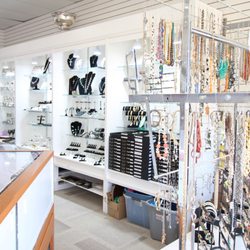 Adamark Jewelers & Silversmiths