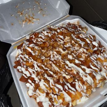 Phlate - 2 meat loaded potatoe - Comfort Food Near Me Phlate - 2 meat loaded potatoe - Comfort Food Near Me