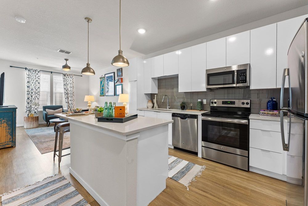 HAVANA SQUARE APARTMENTS Updated September 2024 400 North Rome Ave