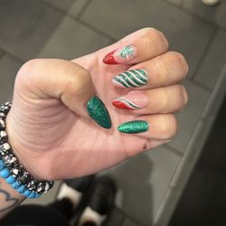 Nail Salon Near Me - Christmas GelX by Kevin