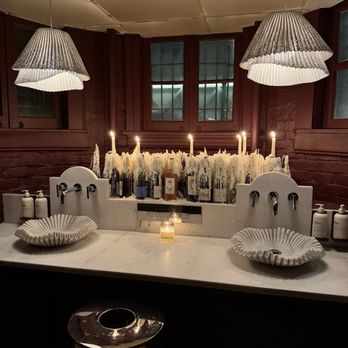 Maison Bar A Vins - Bathroom - Wine Bars Near Me - Washington, DC, District of Columbia