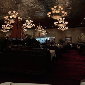 Duke's Steakhouse - Didn't know how large the dining area was - Steakhouses Near Me - Carson City, Nevada
