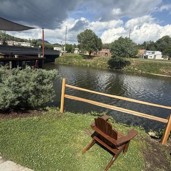The Current Tavern - Nice outside - Bars Near Me - Canton, North Carolina The Current Tavern - Nice outside - Bars Near Me - Canton, North Carolina