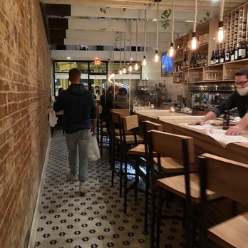Ripple Wine Bar - Covington - Bar area - Wine Bars Near Me - Covington, Kentucky Ripple Wine Bar - Covington - Bar area - Wine Bars Near Me - Covington, Kentucky