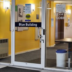 Mass General - Entrance to blue building after following directions to green building in Entrance of garage.