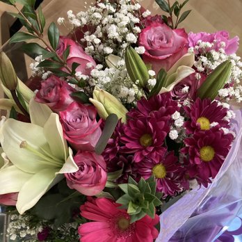 East West Florist - Beautiful spring bouquet - the photo does not do it justice - it was HUGE! - Florists Near Me - Los Angeles, California