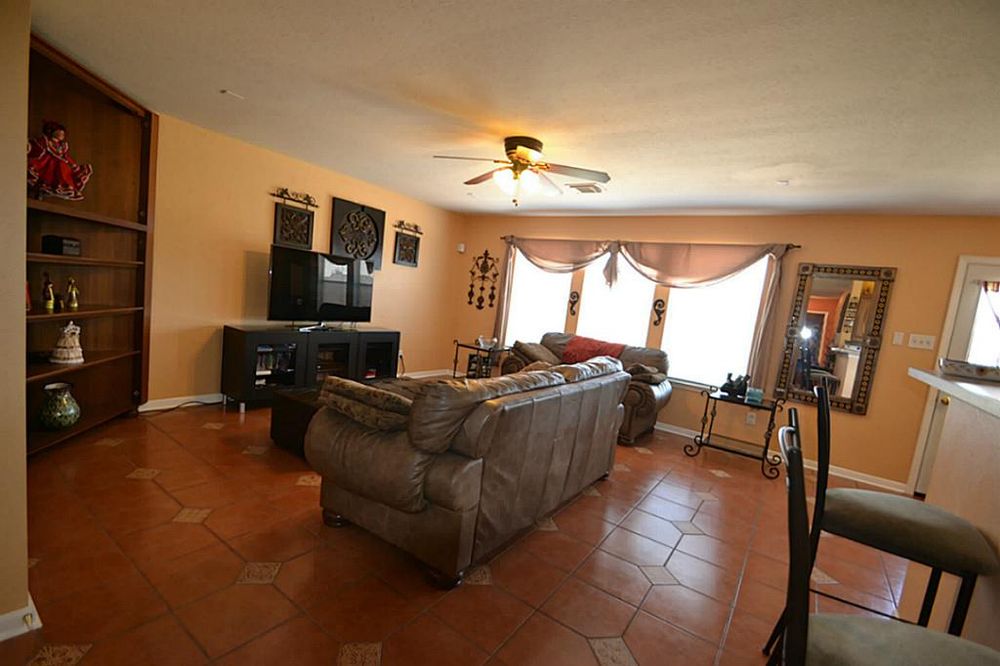 Slide of Premier Home Improvement