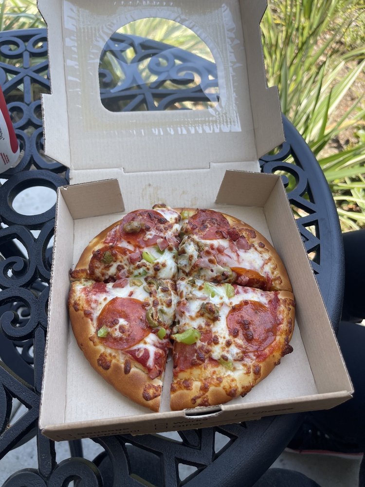 CHUCK’S CORNER MARKET 76 Updated April 2024 80 Photos & 66 Reviews