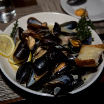 Rye Leawood - PEI Mussels - New American Near Me - Leawood, Kansas Rye Leawood - PEI Mussels - New American Near Me - Leawood, Kansas