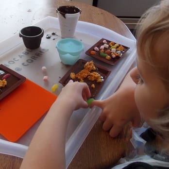 Corris Craft Centre - Chocolate making workshop in the Chocablock Studio - Gift Shops Near Me - Machynlleth, GWN