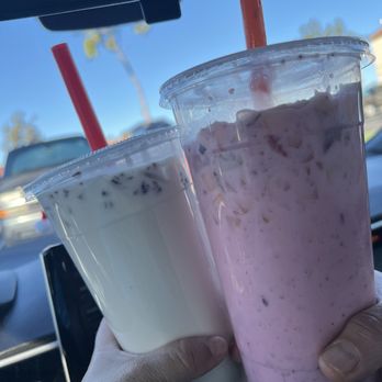 La Michoacana Azteca 2 - Coconut agua fresca & fruits one! - Ice Cream & Frozen Yogurt Near Me - Oxnard, California La Michoacana Azteca 2 - Coconut agua fresca & fruits one! - Ice Cream & Frozen Yogurt Near Me - Oxnard, California