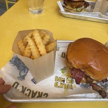 Crack’d Kitchen and Coffee - Breakfast & Brunch Near Me - Plantation, Florida