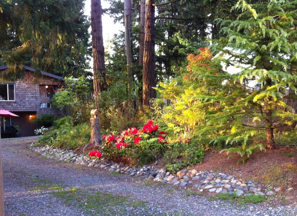 AT NAUTICA TIGH BED & BREAKFAST Updated September 2024 2519 W