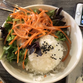 Da Kitchen Maui - Green salad - Hawaiian Near Me - Kihei, Hawaii