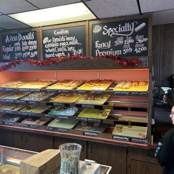 Avon Donuts Inc - Donuts Near Me - Pontiac, Michigan