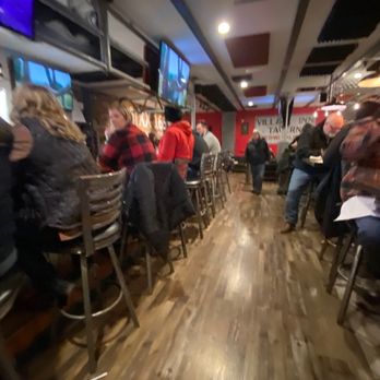MIXX 165 - Bar area - New American Near Me - Mechanicsburg, Ohio