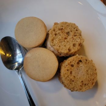 Radiator Whiskey - Duo of ice cream sandwiches - New American Near Me - Seattle, Washington