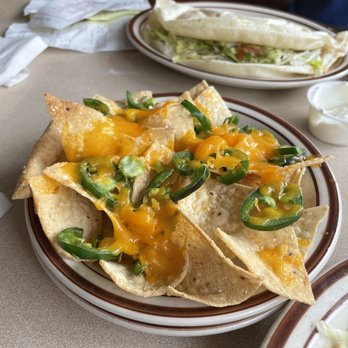 Frontier - Nachos with jalapeños - Mexican Near Me - Albuquerque, New Mexico Frontier - Nachos with jalapeños - Mexican Near Me - Albuquerque, New Mexico