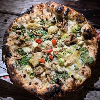 Zucchi Pizza - Spinach, Feta & Mushrooms - Pizza Near Me - Honolulu, Hawaii