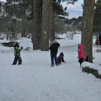 Kyle Canyon Picnic Area Day Use - Kids throwing snow balls (@Kyle Canyon Picnic Area 01/10/16) - Campgrounds Near Me - Mount Charles, Nevada Kyle Canyon Picnic Area Day Use - Kids throwing snow balls (@Kyle Canyon Picnic Area 01/10/16) - Campgrounds Near Me - Mount Charles, Nevada