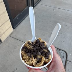 Dairy free Coffe, pistachio, chocolate chips