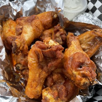 Doc Sullivan's - Med Smitty wings...photo by @phil_eatsfood - Chicken Wings Near Me - Buffalo, New York Doc Sullivan's - Med Smitty wings...photo by @phil_eatsfood - Chicken Wings Near Me - Buffalo, New York