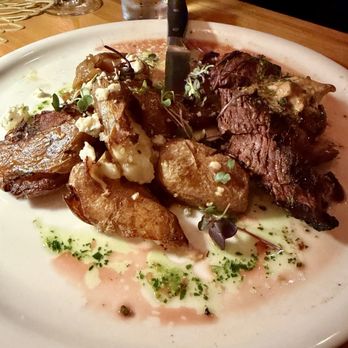 Brick & Vine Restaurant - Bistro steak - Wine Bars Near Me - Brecksville, Ohio