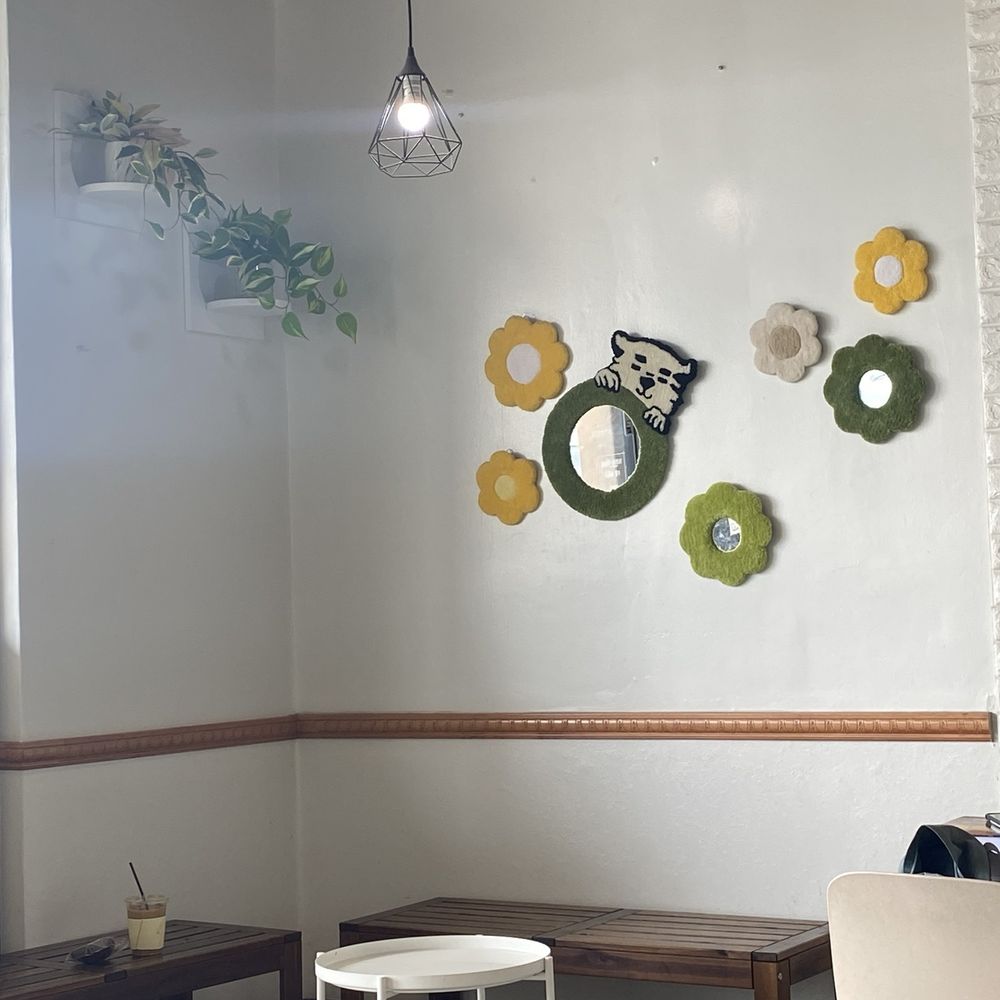 Flat White Coffee - interior - Cafes Near Me - Cypress, California Flat White Coffee - interior - Cafes Near Me - Cypress, California