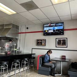 The Corner Kitchen - Open kitchen